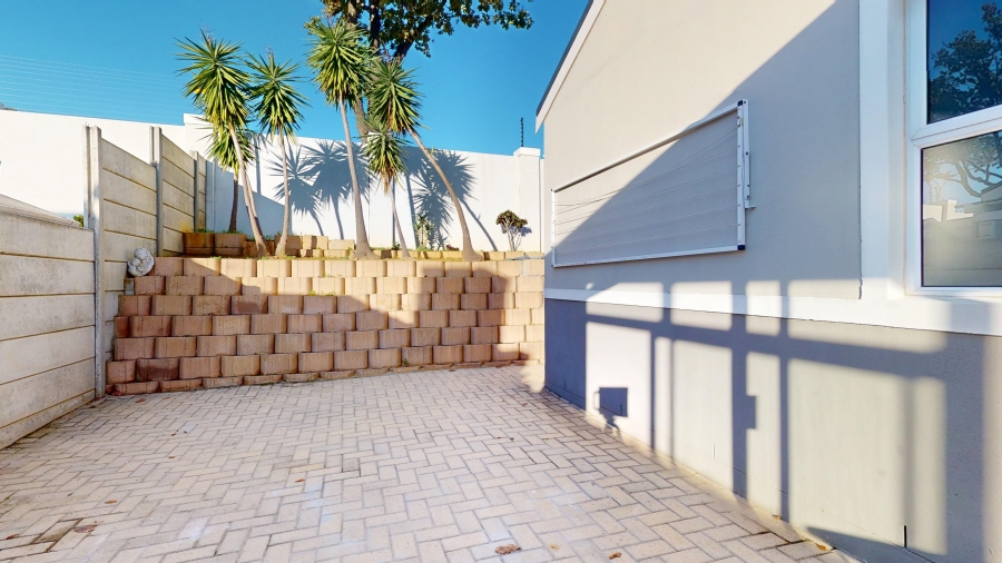 2 Bedroom Property for Sale in Wellington Central Western Cape